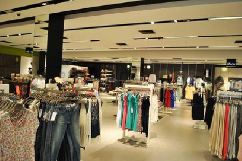 临武商场里的店面怎么装修？